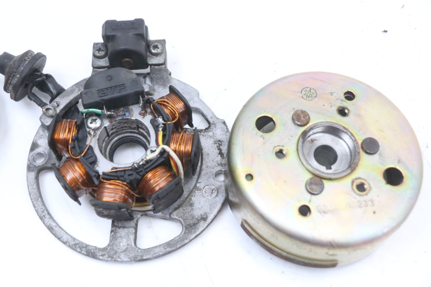 photo de ROTOR STATOR YAMAHA YE ZEST 50 (1992 - 1998) - Component detail