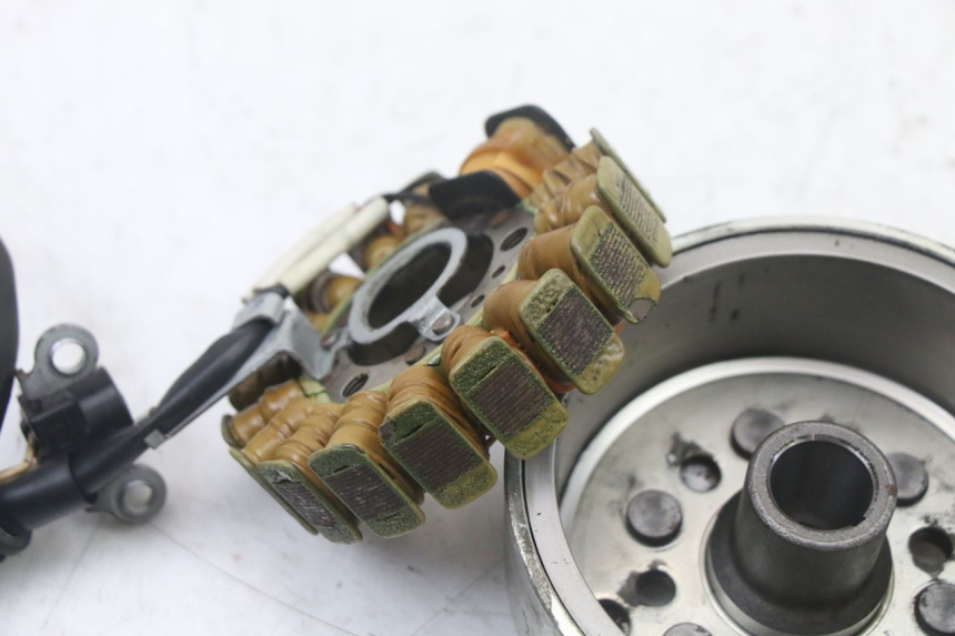 photo de ROTOR STATOR YAMAHA YP MAJESTY 125 (2007 - 2010) - Surface and material condition