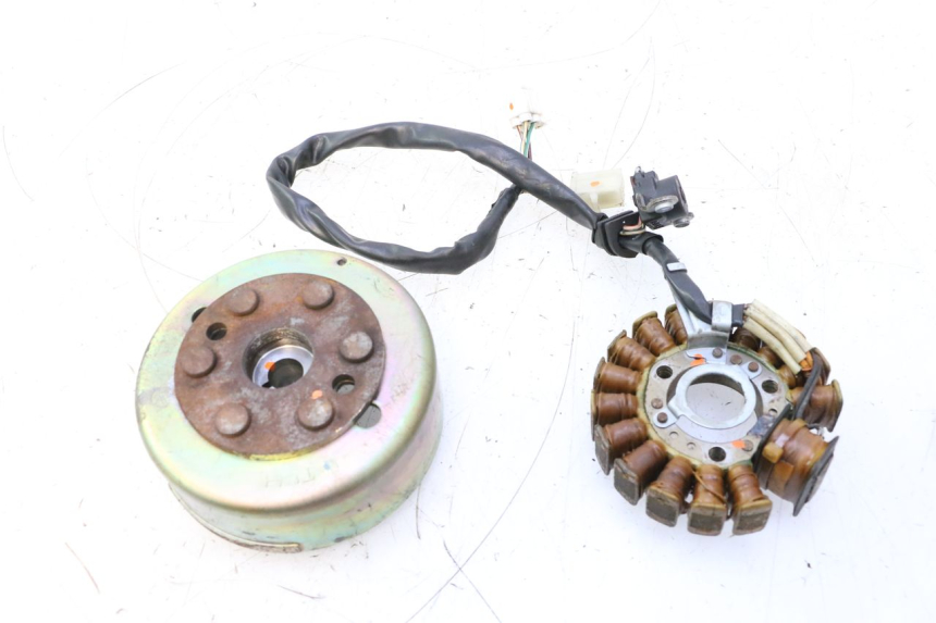 photo de ROTOR STATOR YAMAHA YP MAJESTY 125 (1998 - 2001) - Main view
