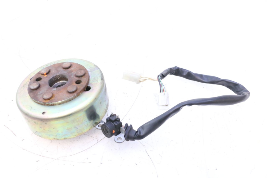 photo de ROTOR STATOR YAMAHA YP MAJESTY 125 (1998 - 2001) - Zoom on usage condition