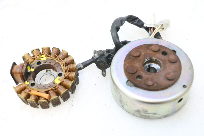 photo de ROTOR STATOR YAMAHA YP MAJESTY 125 (2002 - 2006) - Main view