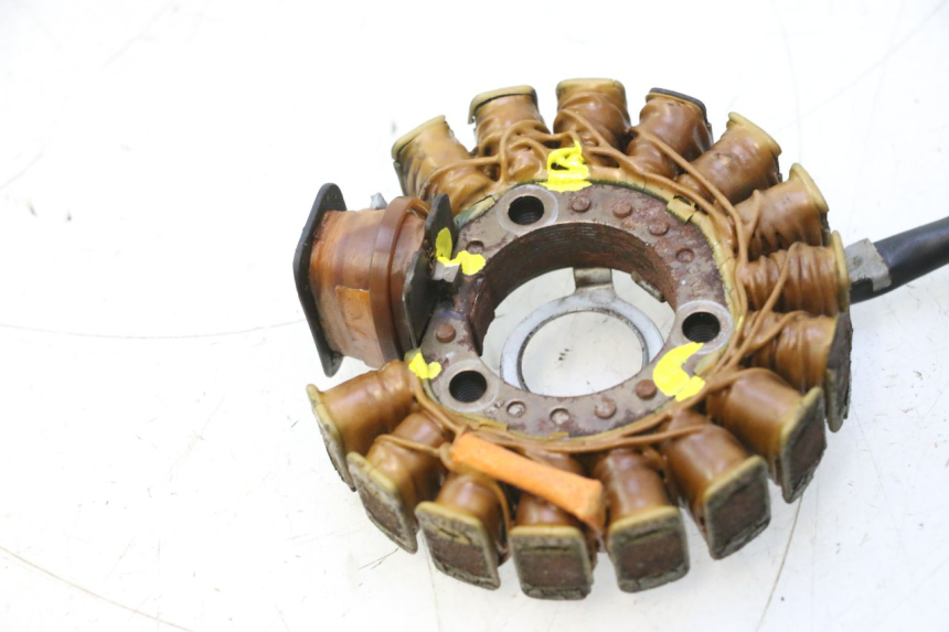 photo de ROTOR STATOR YAMAHA YP MAJESTY 125 (2002 - 2006) - Focus on structure