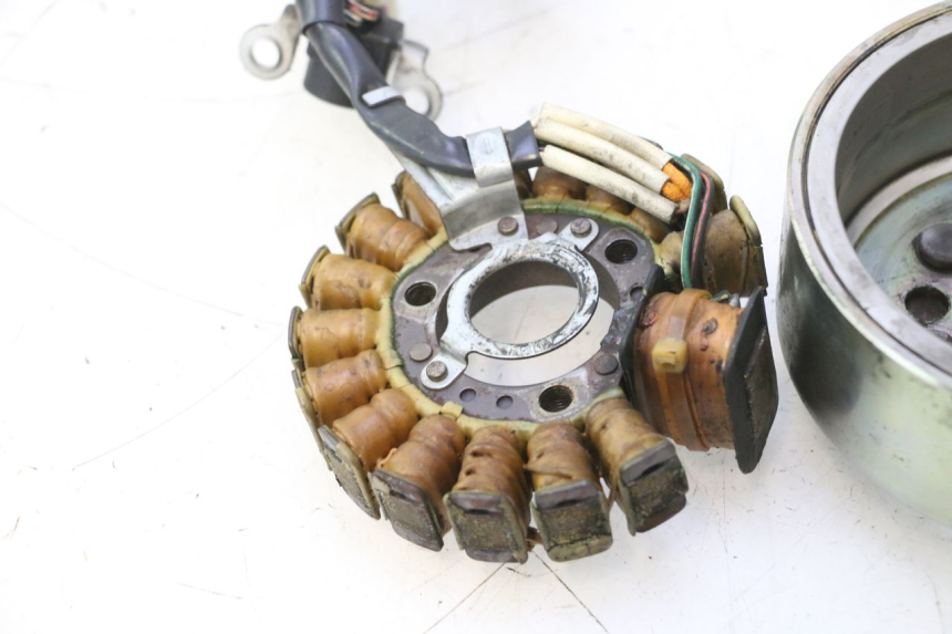 photo de ROTOR STATOR YAMAHA YP MAJESTY 125 (1998 - 2001) - Markings and original references