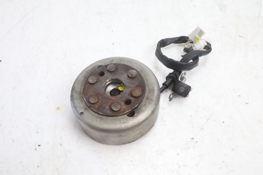 photo de ROTOR STATOR YAMAHA YP MAJESTY 125 (2007 - 2010) - Component detail