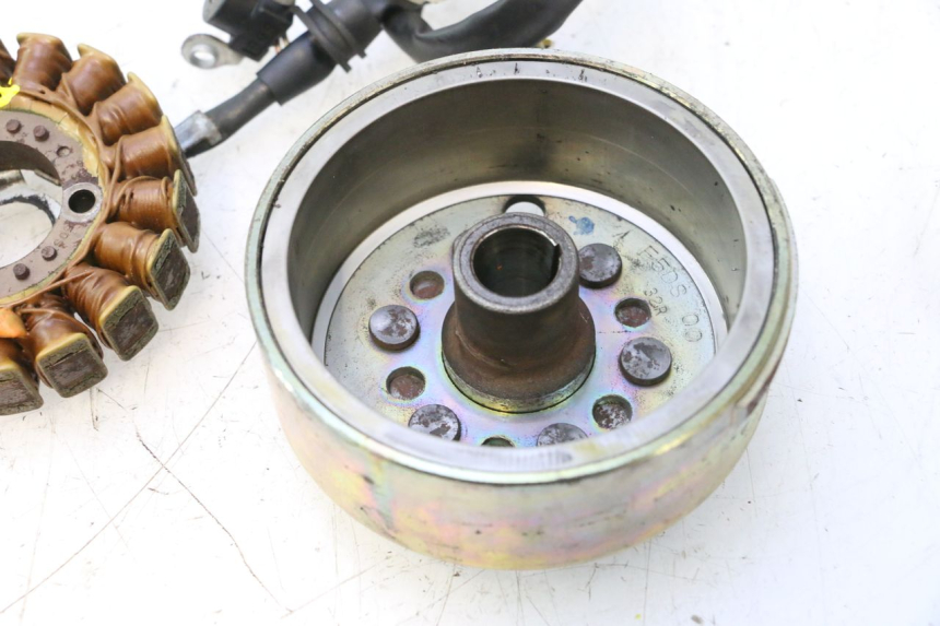 photo de ROTOR STATOR YAMAHA YP MAJESTY 125 (2002 - 2006) - Additional view of the item