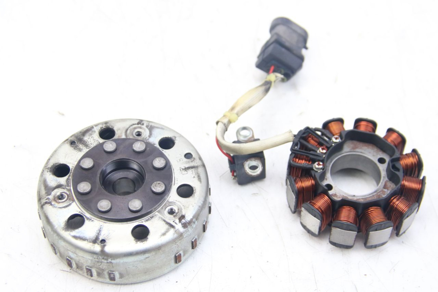 photo de ROTOR STATOR PIAGGIO ZIP 4T 50 (2018 - 2020) - Main view