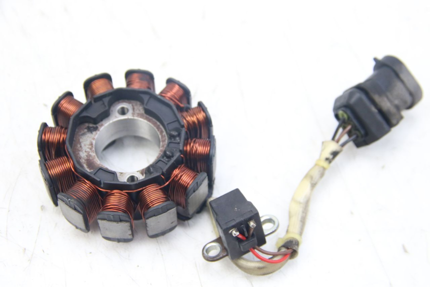 photo de ROTOR STATOR PIAGGIO ZIP 4T 50 (2018 - 2020) - Alternative perspective