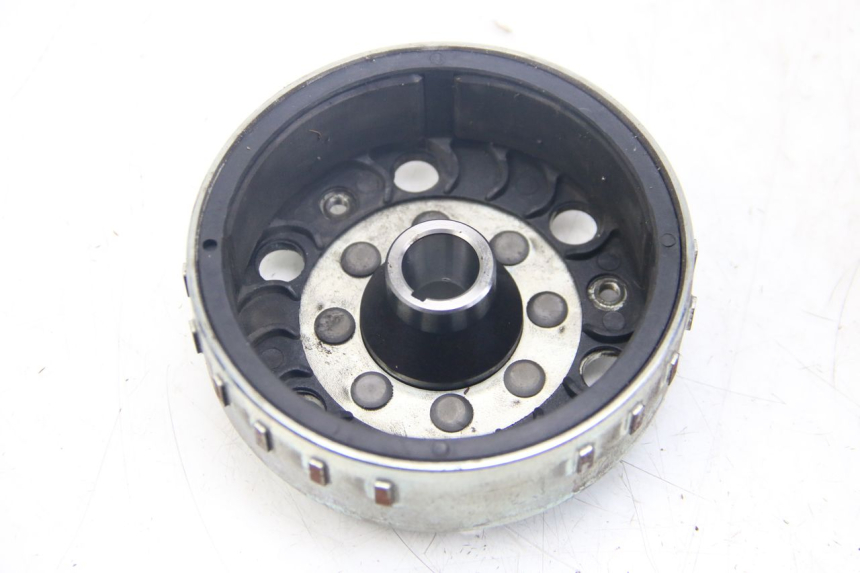 photo de ROTOR STATOR PIAGGIO ZIP 4T 50 (2018 - 2020) - Technical close-up