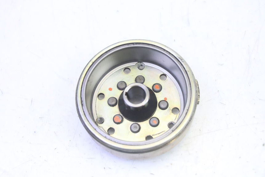 photo de ROTOR PEUGEOT VIVACITY NEW 2T 50 (2008 - 2017) - Alternative perspective