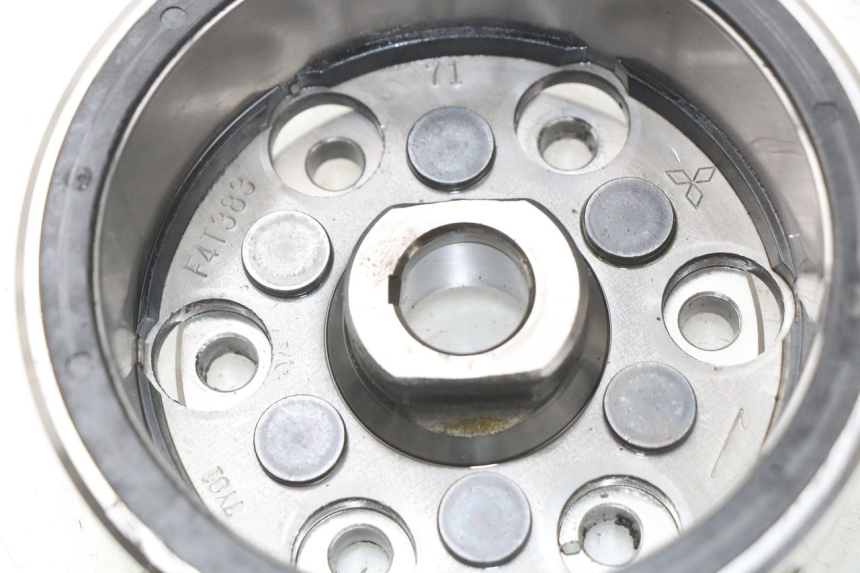 photo de ROTOR YAMAHA XP T-MAX TMAX 500 (2008 - 2012) - Alternative perspective