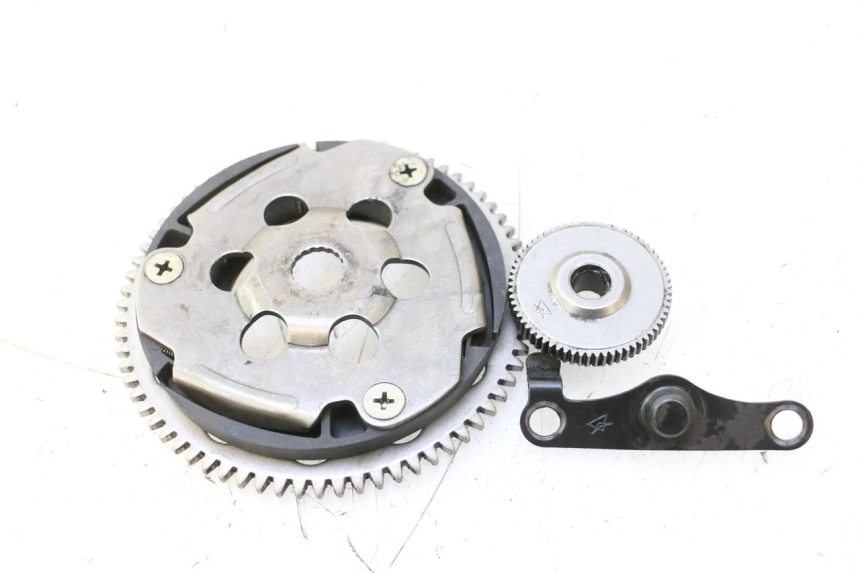 photo de STARTER CLUTCH MBK BOOSTER SPIRIT 50 (1999 - 2003) - Component detail