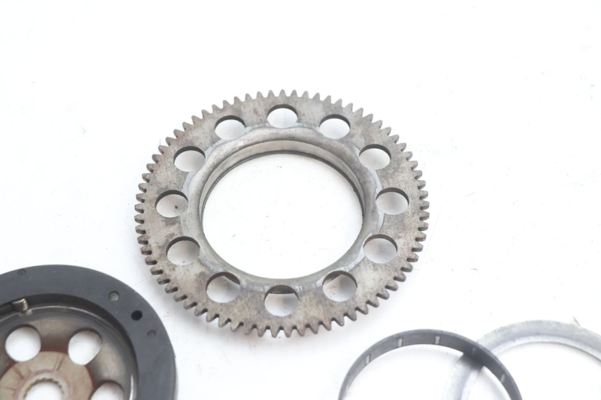 photo de STARTER CLUTCH MBK BOOSTER SPIRIT 50 (1996 - 1999) - Fixing points details