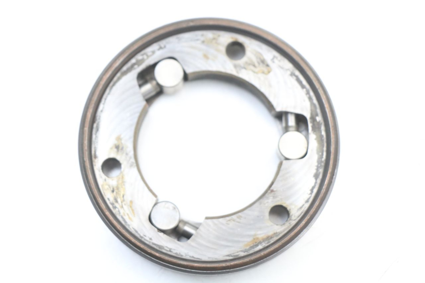 photo de STARTER CLUTCH SUZUKI BURGMAN 125 (2007 - 2014) - Technical close-up