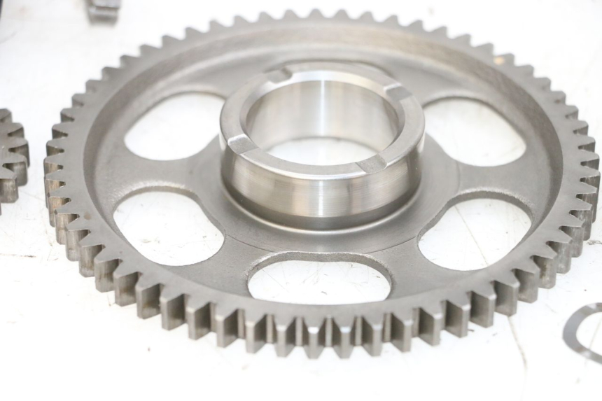 photo de STARTER FREEWHEEL SUZUKI BURGMAN 650 (2013 - 2020) - Fixing points details