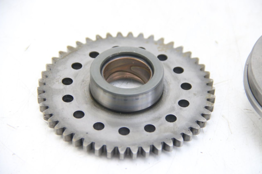 photo de STARTER CLUTCH YAMAHA FZS FAZER 600 (2001 - 2003) - Alternative perspective