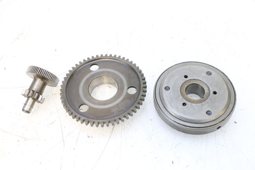 photo de STARTER CLUTCH SYM JET 14 4T 50 (2018 - 2022) - Alternative perspective
