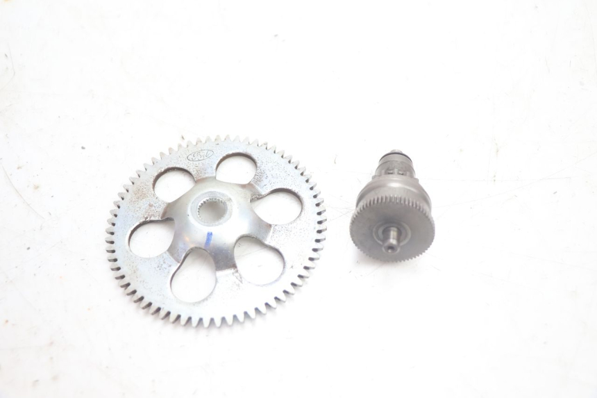 photo de STARTER CLUTCH PEUGEOT KISBEE 2T 50 (2010 - 2017) - Zoom on usage condition