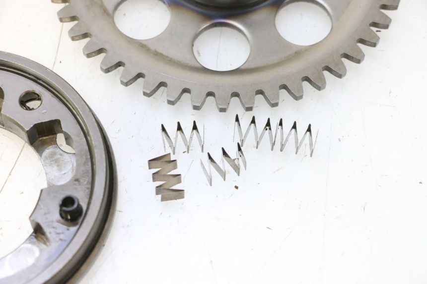 photo de STARTER CLUTCH PIAGGIO LIBERTY IGET S 125 (2016 - 2020) - Distinctive features