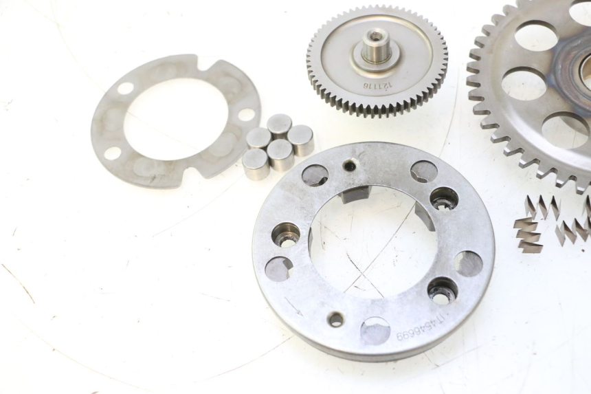 photo de STARTER CLUTCH PIAGGIO LIBERTY IGET S 125 (2016 - 2020) - Technical close-up