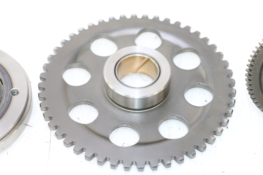 photo de STARTER CLUTCH PIAGGIO MP3 LT 300 (2010 - 2016) - Fixing points details