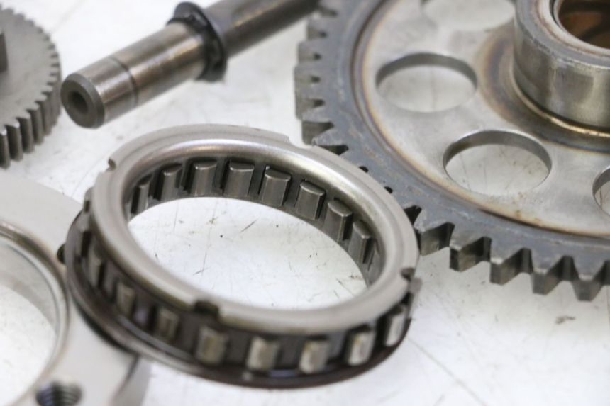 photo de STARTER CLUTCH YAMAHA X-MAX XMAX 250 (2006 - 2009) - Fixing points details