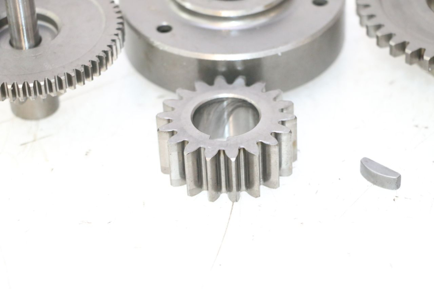 photo de STARTER CLUTCH HONDA XLV VARADERO 125 (2007 - 2012) - Zoom on usage condition
