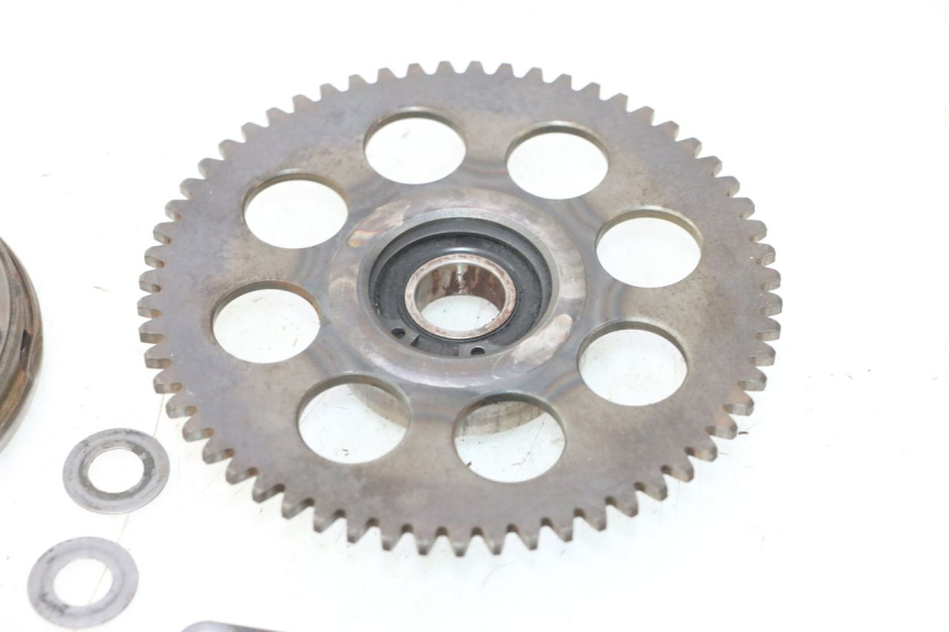 photo de STARTER CLUTCH YAMAHA YP MAJESTY 125 (2002 - 2006) - Alternative perspective