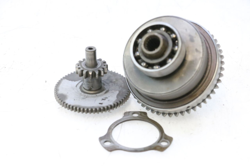 photo de STARTER CLUTCH YAMAHA YZF R GENESIS 750 (1993 - 1998) - Alternative perspective