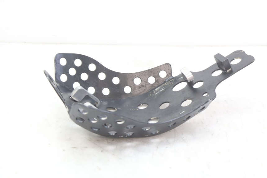 photo de ENGINE GUARD HONDA CRF 250 (2010 - 2013) - Surface and material condition