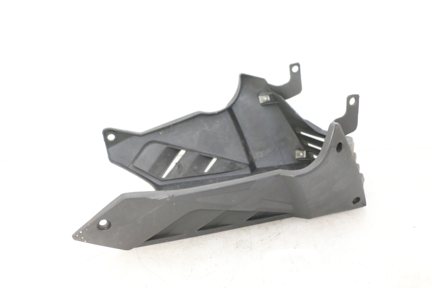 photo de BELLY PAN STAHO FH 50 (2018 - 2019) - Zoom on usage condition