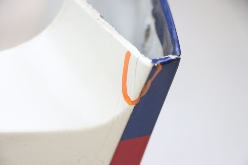 photo de BELLY PAN KAWASAKI GPX R WARBIRD 600 (1988 - 1993) - Fixing points details