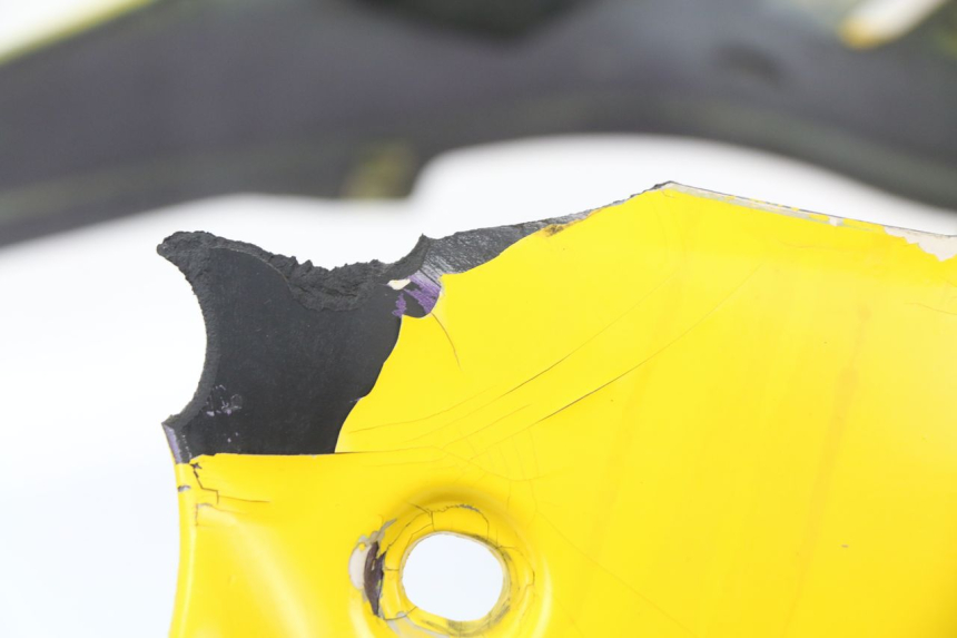 photo de BELLY PAN SUZUKI GSXF GSX F 600 (1988 - 1997) - Focus on structure