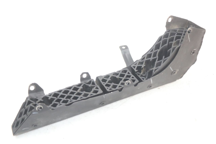 photo de BELLY PAN HUSQVARNA SVARTPILEN 401 (2018 - 2023) - Component detail