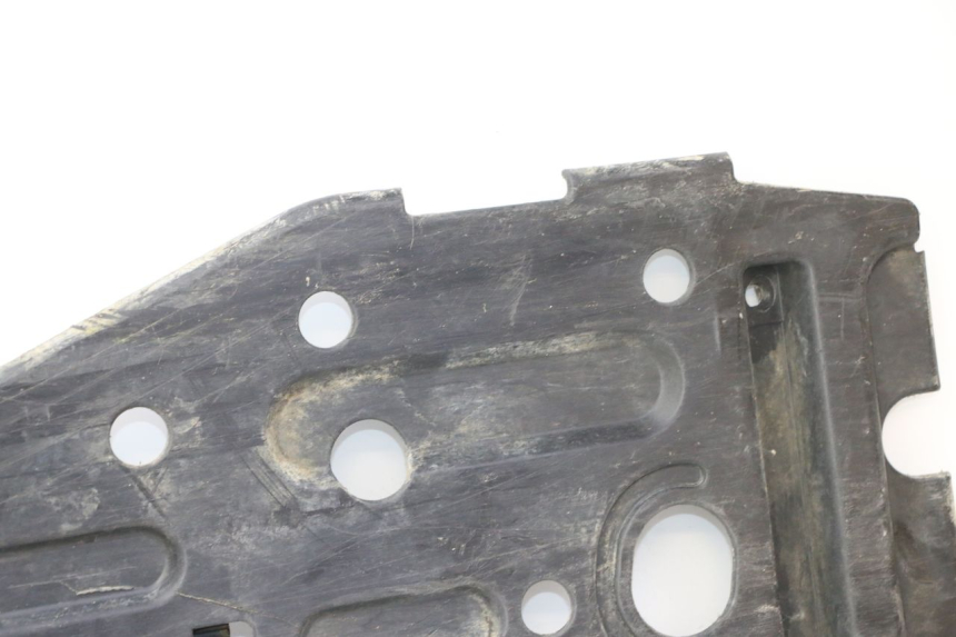 photo de BELLY PAN YAMAHA YFM BRUIN 350 (2003 - 2009) - Surface and material condition