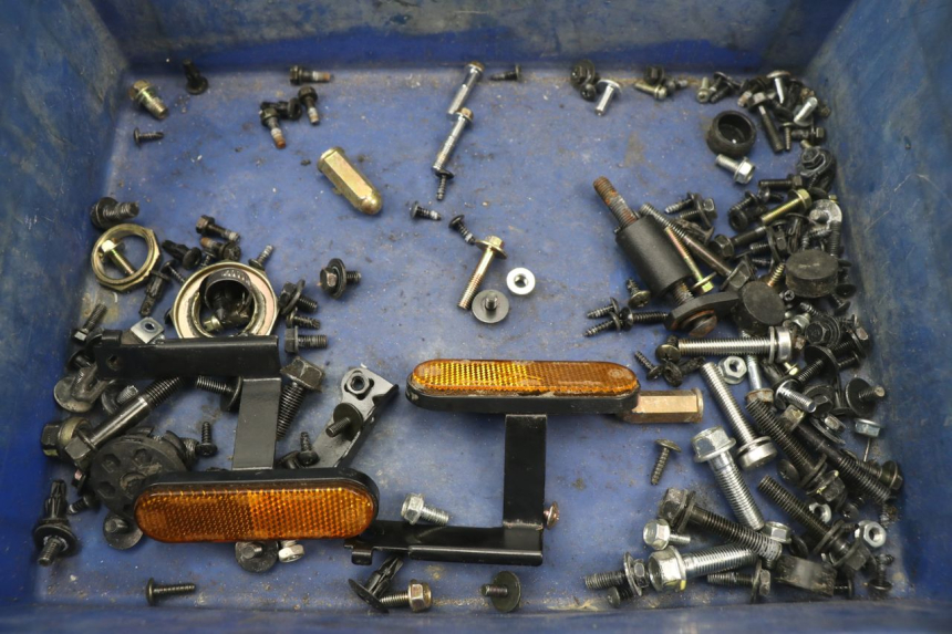 photo de SCREWS BAG KYMCO AGILITY CITY 16P 125 (2015 - 2021) - Main view