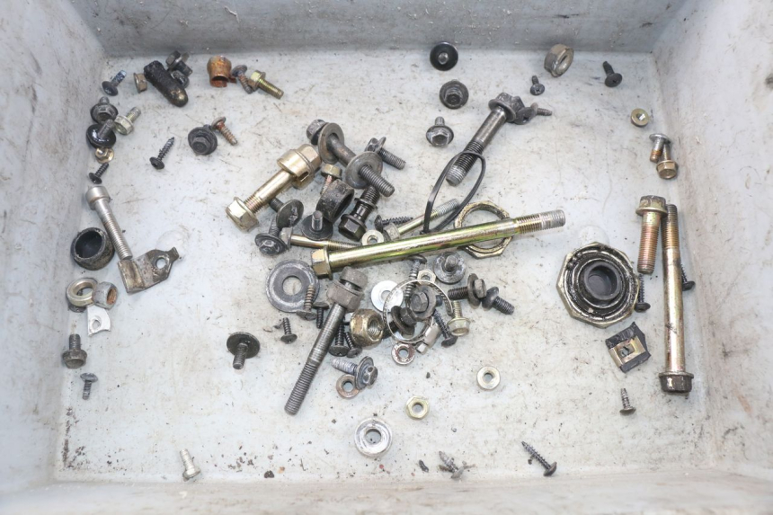 photo de SCREWS BAG KYMCO AGILITY FR 2T 50 (2012 - 2017) - Main view