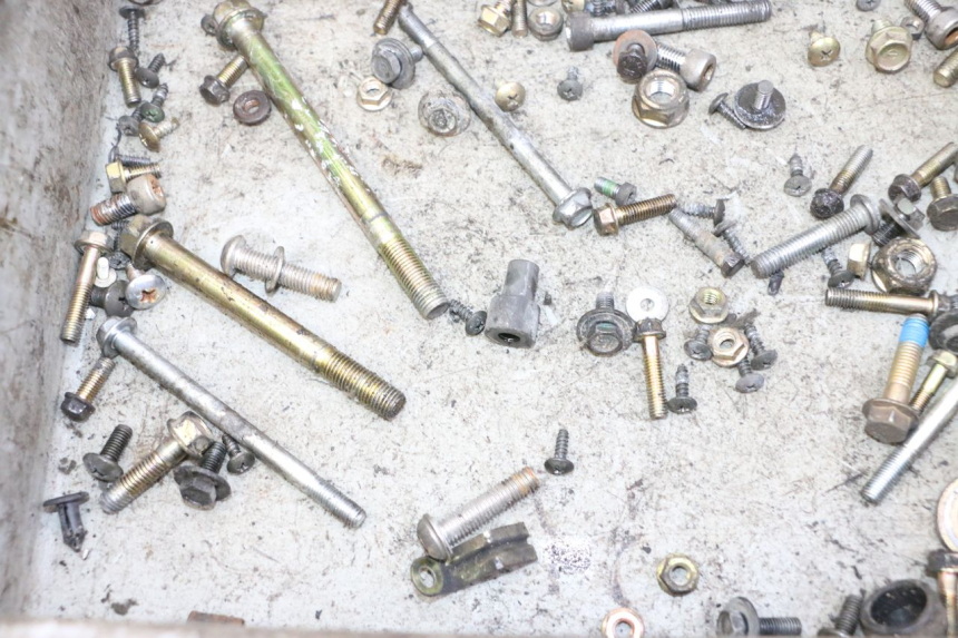 photo de SCREW FASTENER BAG KYMCO AGILITY NAKED RENOUVO 2T 50 (2011 - 2018) - Zoom on usage condition