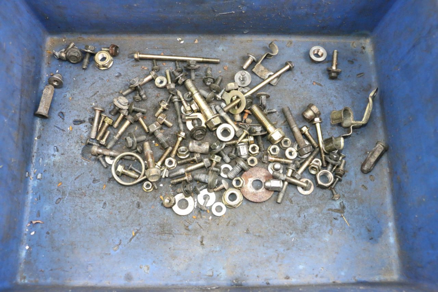 photo de SCREWS BAG KYMCO AGILITY PREMIUM 50 (2007 - 2010) - Main view