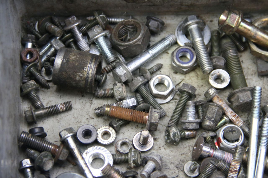 photo de SCREW FASTENER BAG ECCITY ARTELEC 670 1 (2013 - 2017) - Fixing points details