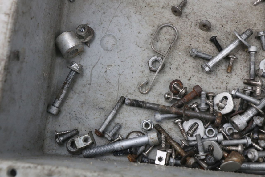 photo de SCREW FASTENER BAG APRILIA ATLANTIC 125 (2003 - 2009) - Zoom on usage condition