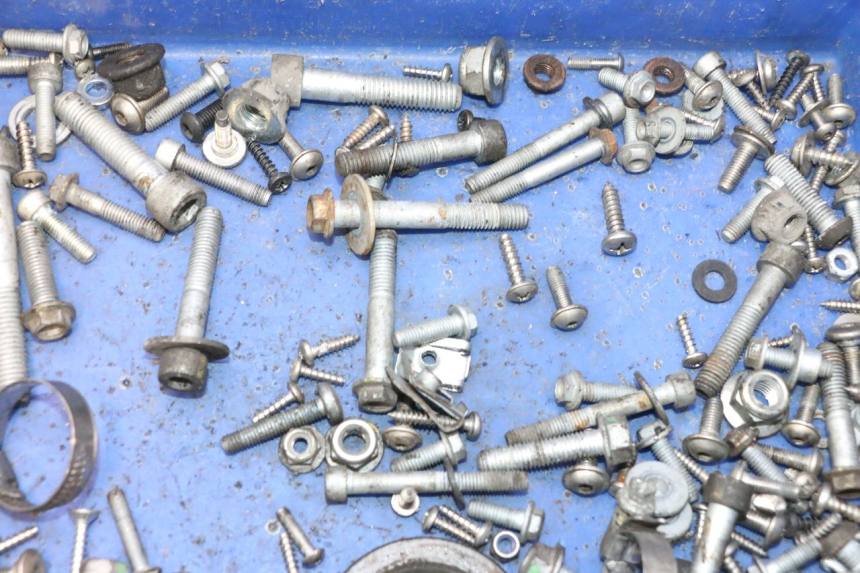 photo de SCREWS BAG APRILIA ATLANTIC S 125 (2010 - 2013) - Zoom on usage condition