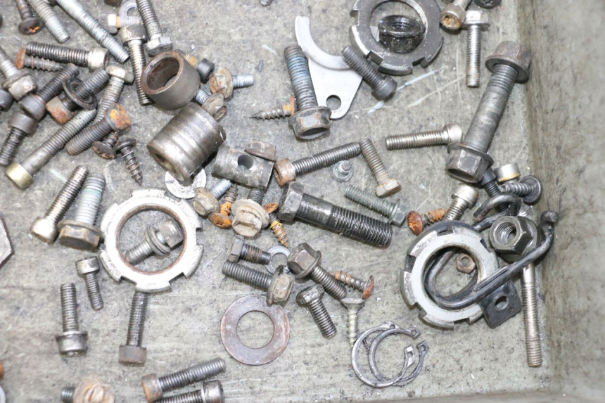 photo de SCREW FASTENER BAG MBK BOOSTER SPIRIT NAKED 50 (2004 - 2017) - Technical close-up