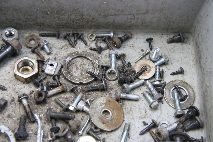 photo de SCREW FASTENER BAG DERBI BOULEVARD 50 (2009 - 2006) - Technical close-up