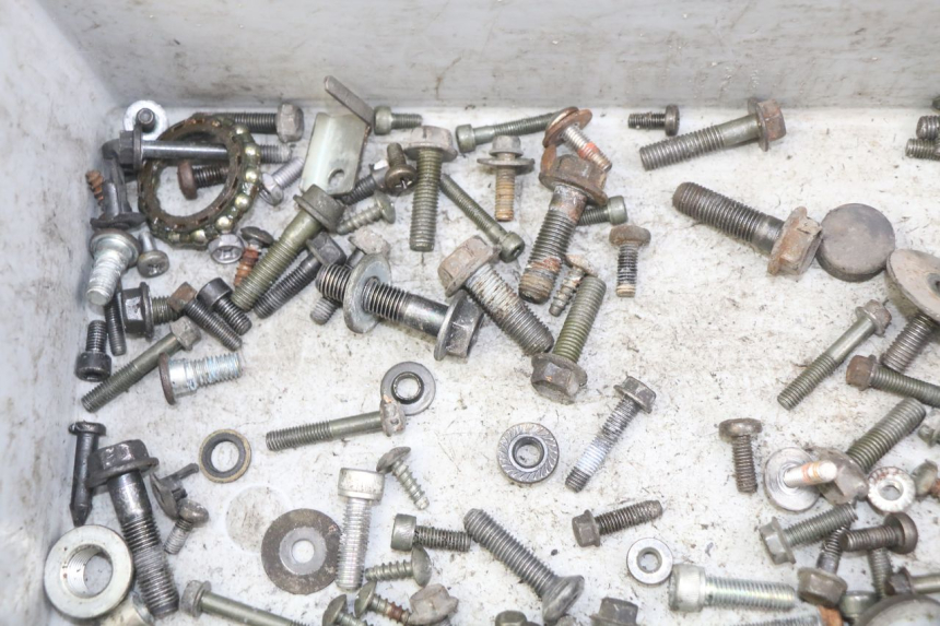 photo de SCREW FASTENER BAG SUZUKI BURGMAN 125 (2007 - 2014) - Technical close-up