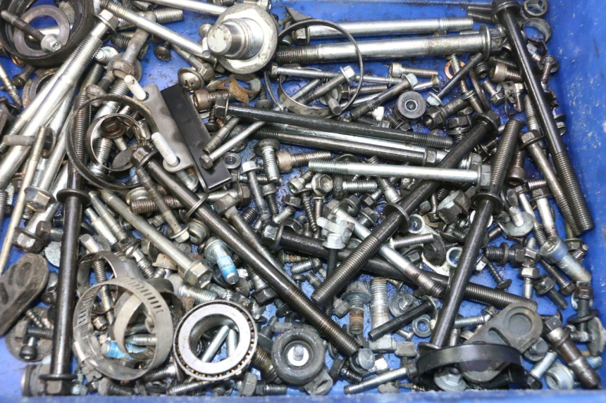 photo de SCREWS BAG SUZUKI BURGMAN EXECUTIVE ABS 650 (2006 - 2012) - Component detail