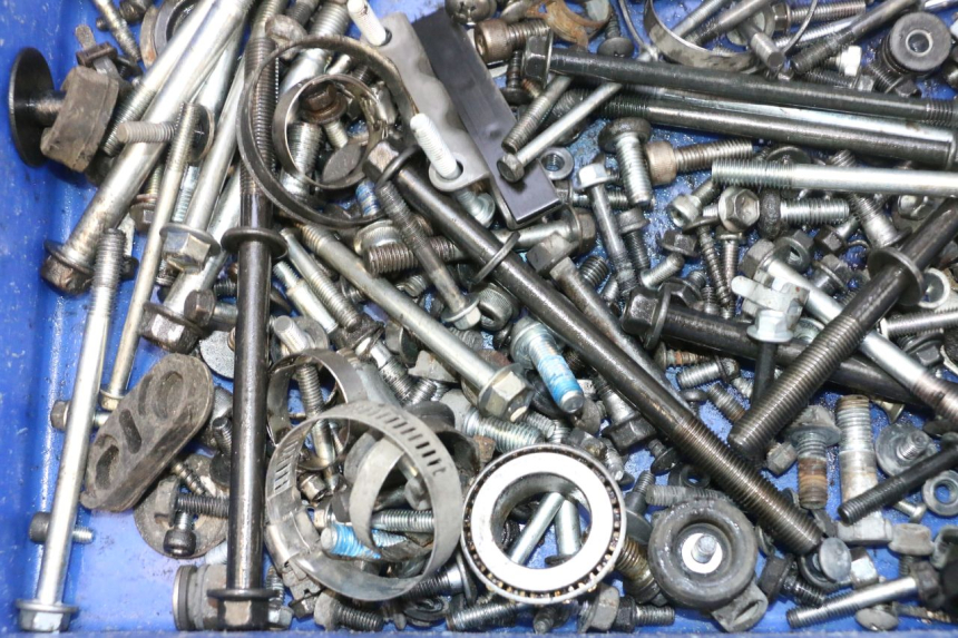 photo de SCREWS BAG SUZUKI BURGMAN EXECUTIVE ABS 650 (2006 - 2012) - Alternative perspective