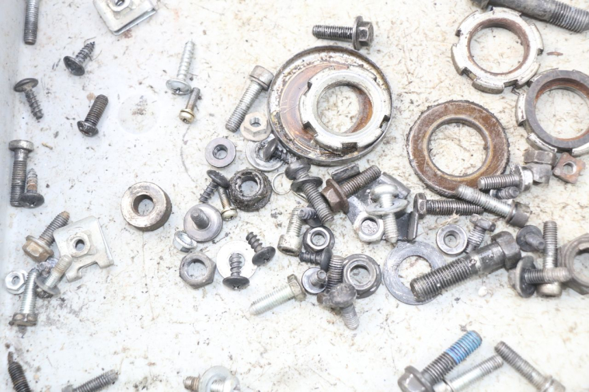 photo de SCREW FASTENER BAG YAMAHA BW'S 50 (2004 - 2017) - Alternative perspective