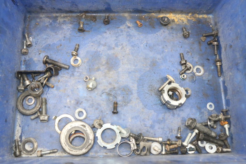 photo de SCREW FASTENER BAG YAMAHA BW'S EASY 50 (2013 - 2016) - Zoom on usage condition