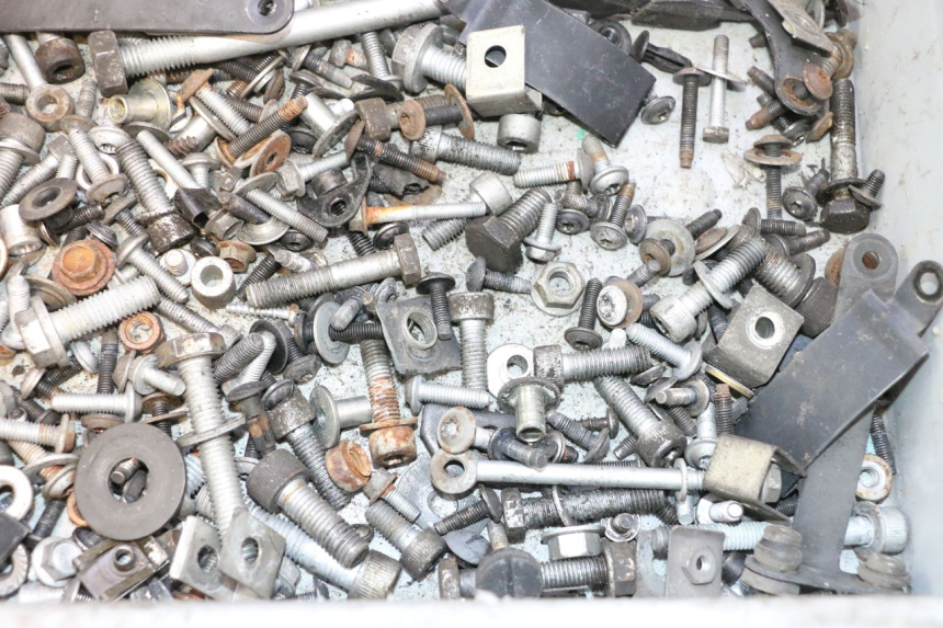 photo de SCREW FASTENER BAG BMW C1 125 (2000 - 2003) - Alternative perspective