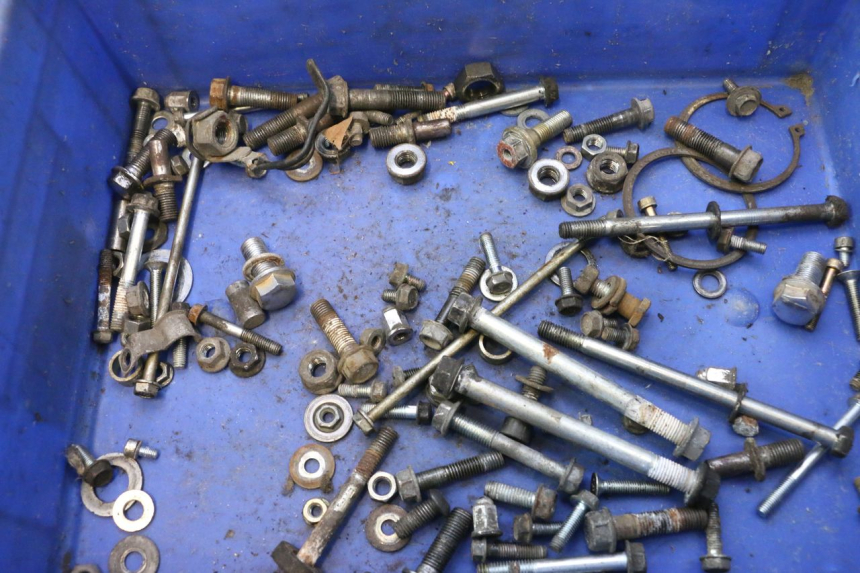 photo de SCREWS BAG HONDA CB TWO FIFTY 250 (1991 - 2002) - Fixing points details